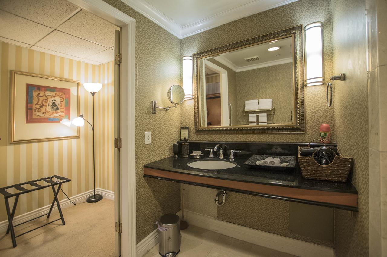 Boutique Suites - Vancouver Ngoại thất bức ảnh