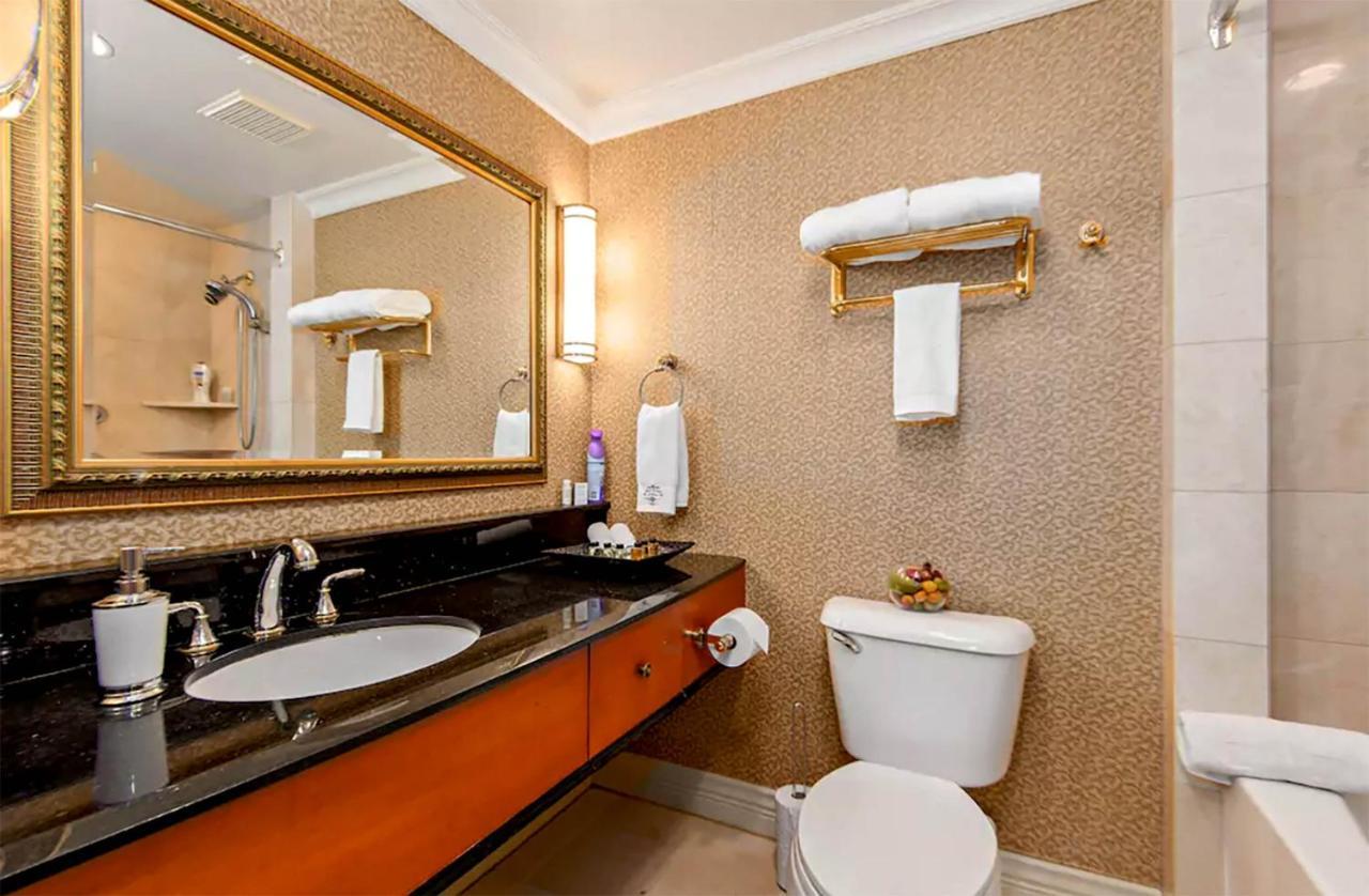 Boutique Suites - Vancouver Ngoại thất bức ảnh